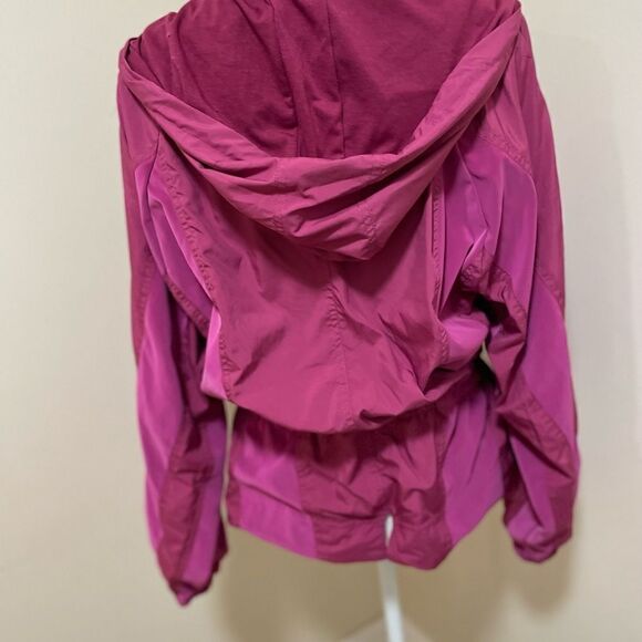NWT Free People morning to midnight jacket size M
New with tag Retai $128 - Picture 4 of 9